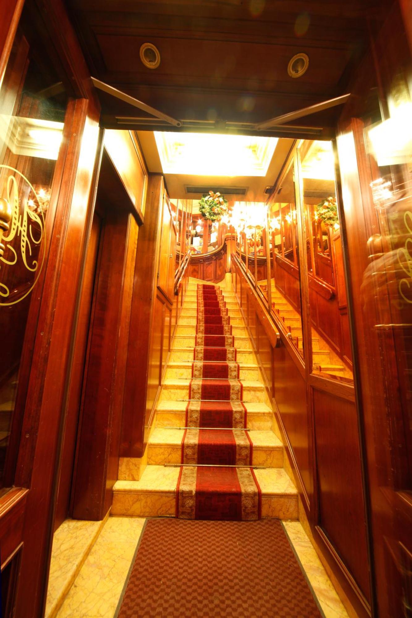 Hotel Lux Venesia Bagian luar foto