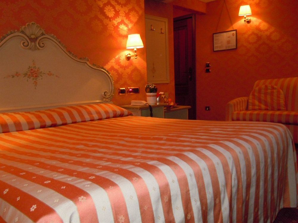 Hotel Lux Venesia Bagian luar foto